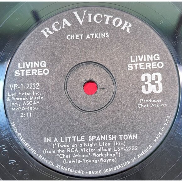 Chet Atkins Jukebox Compact 33 Country Lambeth Walk / In a Little Spanish Town - Picture 1 of 6